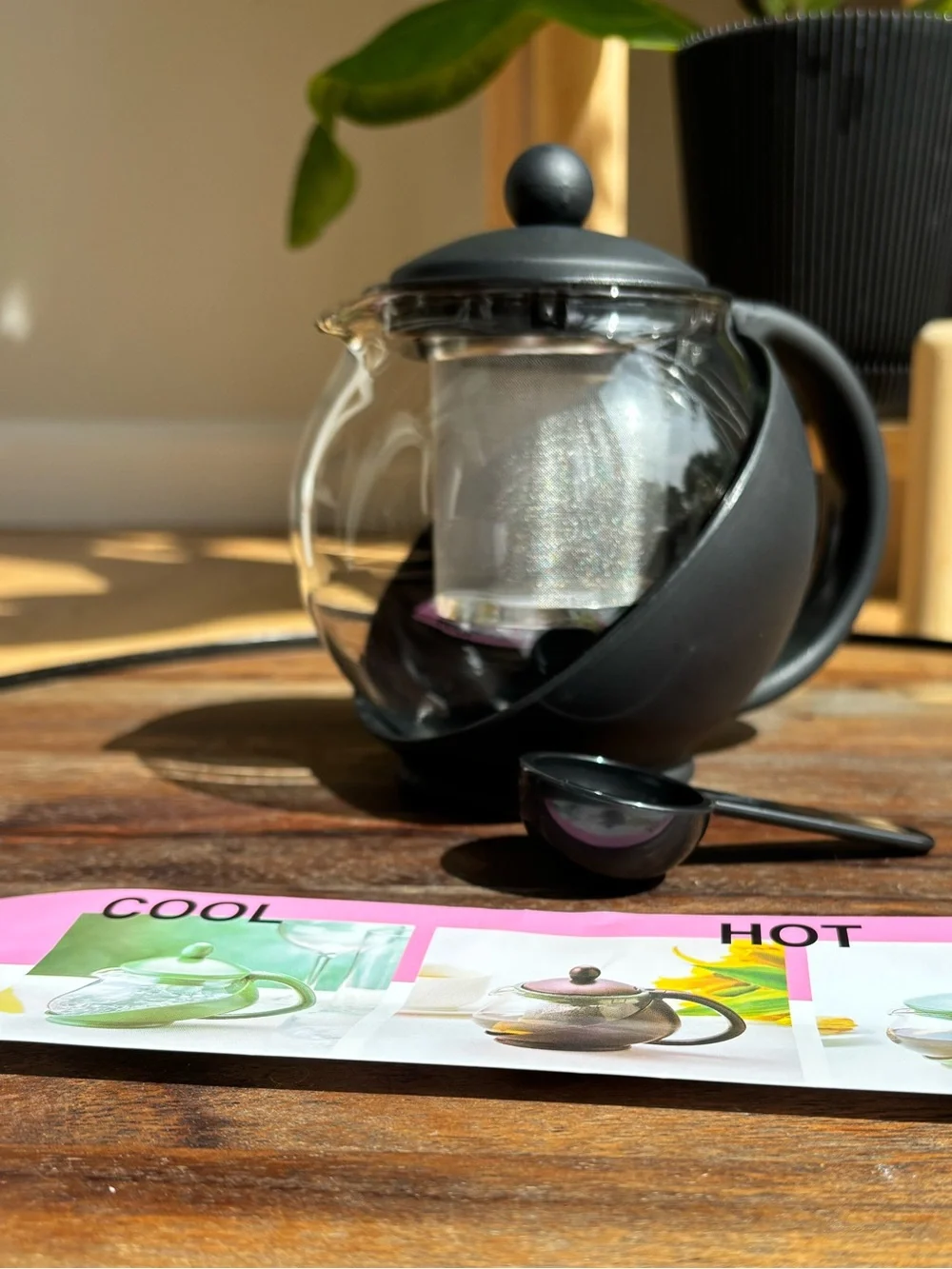 Primula Black 40oz Half Moon Glass Teapot & Loose Leaf Infuser Set